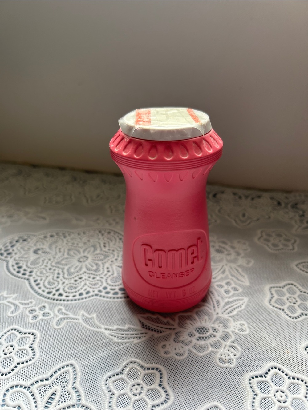 Vintage Pink  Comet Cleanser dispenser (full)